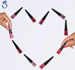 Herome Valentijn Set - 2 Nagellak Kleuren, Protecting Top Coat, Glass Nail File Mini 15 Herome Valentijn Set - 2 Nagellak Kleuren, Protecting Top Coat, Glass Nail File Mini -Poeder and Foundation Winkel 1200x1130 1