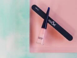 Herome Base Coat - Vult Oneffenheden Op Maakt De Nagel Egaal En Glad - Beschermt Tegen Verkleuren - TFS Hars- En Tolueenvrij - 10ml. -Poeder and Foundation Winkel 1200x900 6