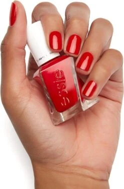 Essie Gel Couture - 510 Lady In Red - Rood - Langhoudende Nagellak - 13,5 Ml -Poeder and Foundation Winkel 791x1200