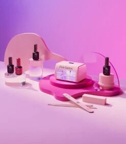Pink Gellac - Starterspakket Dynamic Pink - Met 1 Roze Kleur En LED Lamp - Manicure Set 6 Pink Gellac - Starterspakket Dynamic Pink - Met 1 Roze Kleur En LED Lamp - Manicure Set -Poeder and Foundation Winkel 1050x1200