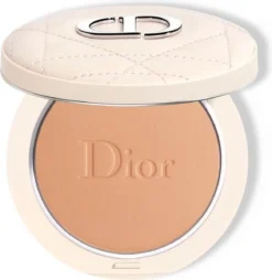Dior Diorskin Polvos Bronceadores 002 9 Dior Diorskin Polvos Bronceadores 002 -Poeder and Foundation Winkel 1167x1200 2