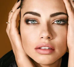 Maybelline - Brow Precise Fiber Filler - 06 Deep Brown - Wenkbrauwmascara -Poeder and Foundation Winkel 1200x1086 13