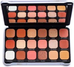 Makeup Revolution - Forever Flawless Chilled - Eyeshadow Palette 11 Makeup Revolution - Forever Flawless Chilled - Eyeshadow Palette -Poeder and Foundation Winkel 1200x1086 16