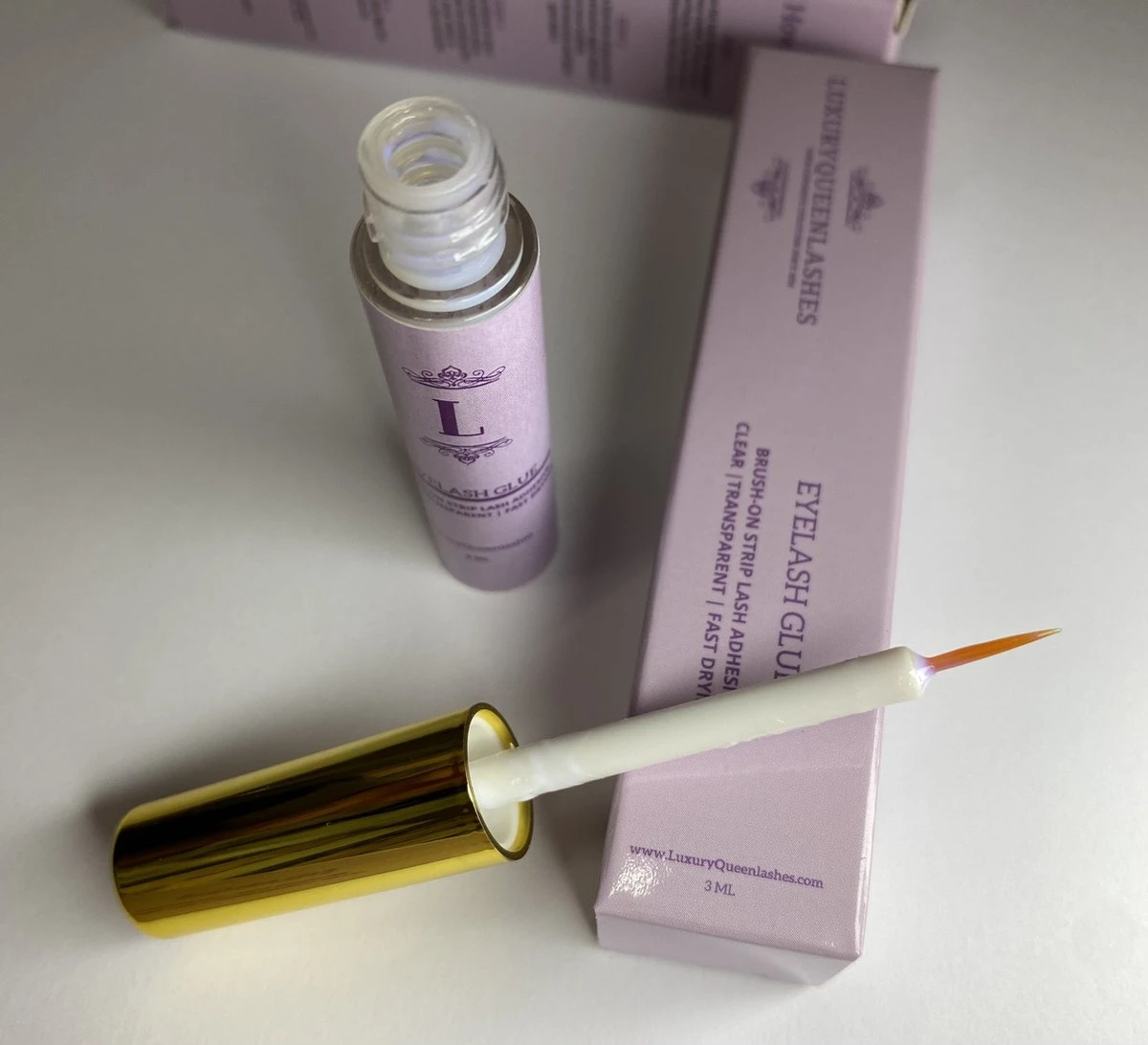 Luxuryqueenlashes Wimperlijm - Clear, Doorzichtig (2st) (NIEUWE VERPAKKING) 2 Luxuryqueenlashes Wimperlijm - Clear, Doorzichtig (2st) (NIEUWE VERPAKKING) - Afbeelding 2