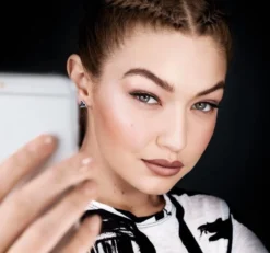 Maybelline Master Camo Concealer Palette - 1 Light -Poeder and Foundation Winkel 1200x1120 1