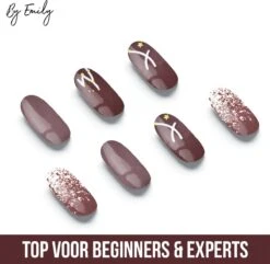 By Emily - Nagel Wrap - Star Struck | 14 Stickers | Nail Wrap | Nail Art | Trendy | Design | Nagellakvrij | Eenvoudig | Nagel Wrap | Nagel Stickers | Folie | Zelfklevend | Sjablonen -Poeder and Foundation Winkel 1200x1173 1