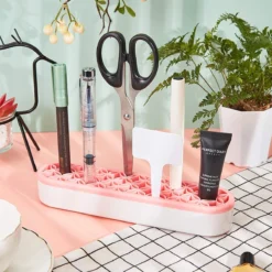 Make Up Organizer - Melon - Make Up Holder - Kwasten Organizer - Make Up Houder - Nagellak/Lipstick Organizer - Lippenstift Houder - Siliconen -Poeder and Foundation Winkel 1200x1200 1086