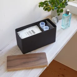 Yamazaki Opbergbox Make Up - Sanitair - Zwart -Poeder and Foundation Winkel 1200x1200 1132