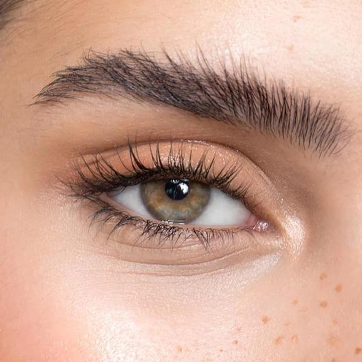 Brow Fixing Gel SO CUTE Golden Rose Brow & Lash Mascara Transparante Wenkbrauw Gel Met Biotine 2 Brow Fixing Gel SO CUTE Golden Rose Brow & Lash Mascara Transparante Wenkbrauw Gel Met Biotine - Afbeelding 2