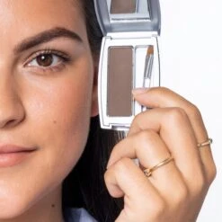 Herome Eye Care Wenkbrauw Poeder Donkerbruin - Compact Brow Powder Dark Brown - Waterproof Verrijkt Met Panthenol - Volumineuze Wenkbrauwen -Poeder and Foundation Winkel 1200x1200 1407