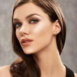 Maybelline Master Studio Strobing Highlighter Stick - 100 Light -Poeder and Foundation Winkel 1200x1200 540