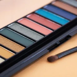 Rimmel London Magnif’Eyes Oogschaduw - 9 Jewel Rocks Edition -Poeder and Foundation Winkel 1200x1200 727