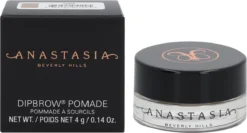 Anastasia Beverly Hills Dipbrow Pomade - Taupe -Poeder and Foundation Winkel 1200x645