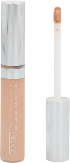 Clinique Concealer Line Smoothing 02 Light 8 Gr -Poeder and Foundation Winkel 519x1200 1
