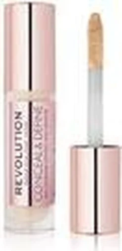 Makeup Revolution - Conceal & Define Concealer C1 -Poeder and Foundation Winkel 586x1200