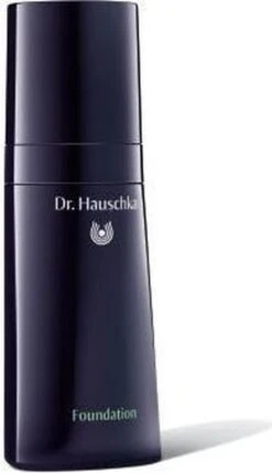 Dr. Hauschka - Foundation - 02 Almond -Poeder and Foundation Winkel 690x1200 1
