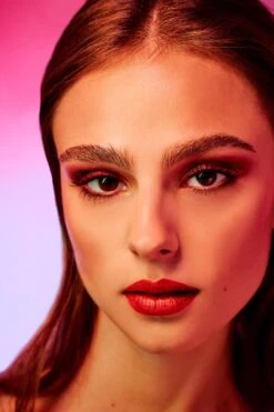 L’Oréal Paris Paris Electric Nights Superliner Matte Signature Eyeliner - Limited Edition – 11 Red Signature – Rood -Poeder and Foundation Winkel 800x1200 12