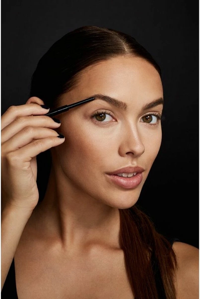 Maybelline Brow Satin Wenkbrauwpotlood - 05 Black Brown 3 Maybelline Brow Satin Wenkbrauwpotlood - 05 Black Brown - Afbeelding 3