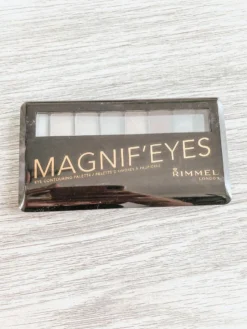 Rimmel London Rimmel Magnif'Eyes Eye Oogschaduw Palette - 003 Grunge Glamour -Poeder and Foundation Winkel 900x1200 21