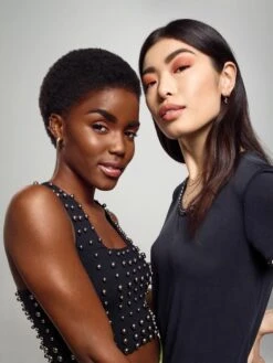 Rimmel London Lasting Finish Extreme Lippenstift - Buzz'n 130 -Poeder and Foundation Winkel 901x1200 1