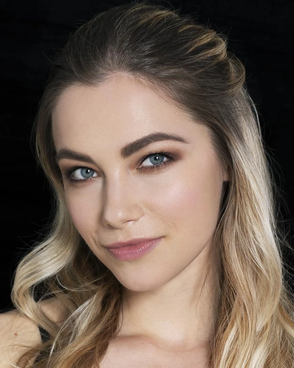 Maybelline Tattoo Brow Waterproof Wenkbrauwgel - 01 Blond 9 Maybelline Tattoo Brow Waterproof Wenkbrauwgel - 01 Blond - Afbeelding 9