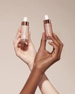 L'Oréal Paris Glow Mon Amour Highlighter Drops - 02 Loving Peach -Poeder and Foundation Winkel 960x1200 6