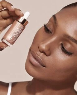 L'Oréal Paris Glow Mon Amour Highlighter Drops - 02 Loving Peach -Poeder and Foundation Winkel 978x1200 2